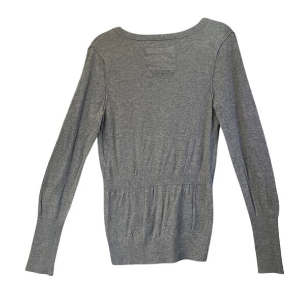 Hollister Y2K Womens L Gray V Neck Ruffle Pockets Long Sleeves Cardigan FLAW - Picture 2 of 10